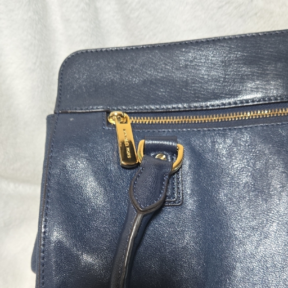 Michael Kors Vintage Satchel Gold MK HDWR Classic Elegance SOFT Leather - Picture 6 of 16